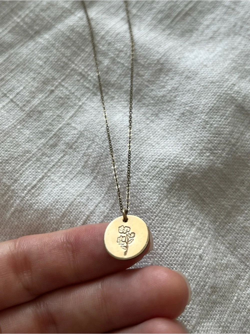 14K Gold Fill April Sweet Pea Flower Disc Necklace - 16” - Picture 1 of 6